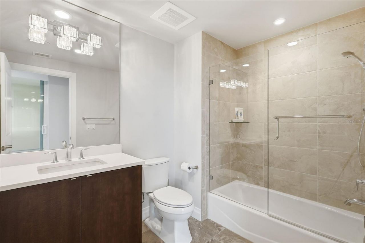 800 Collany Road, Unit 302, Saint Petersburg, FL 33715 Photo