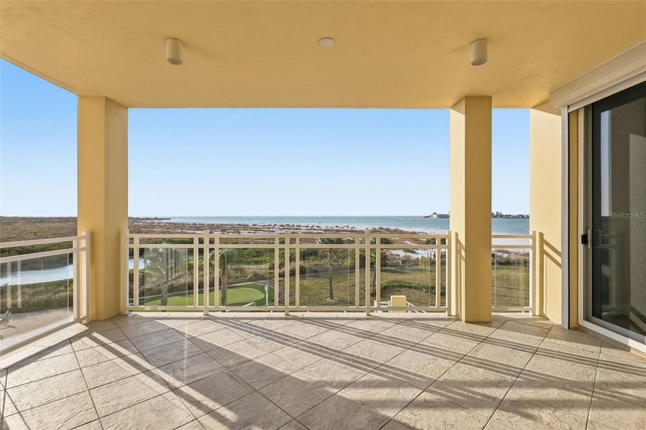 800 Collany Road, Unit 302, Saint Petersburg, FL 33715 Photo