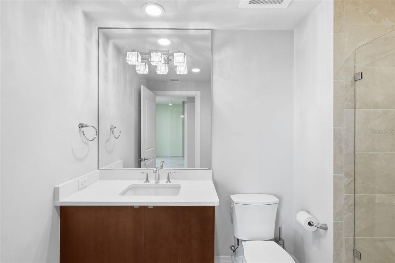 800 Collany Road, Unit 302, Saint Petersburg, FL 33715 Photo