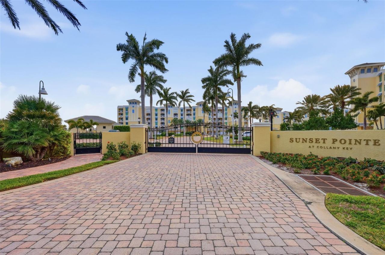 800 Collany Road, Unit 302, Saint Petersburg, FL 33715 Photo