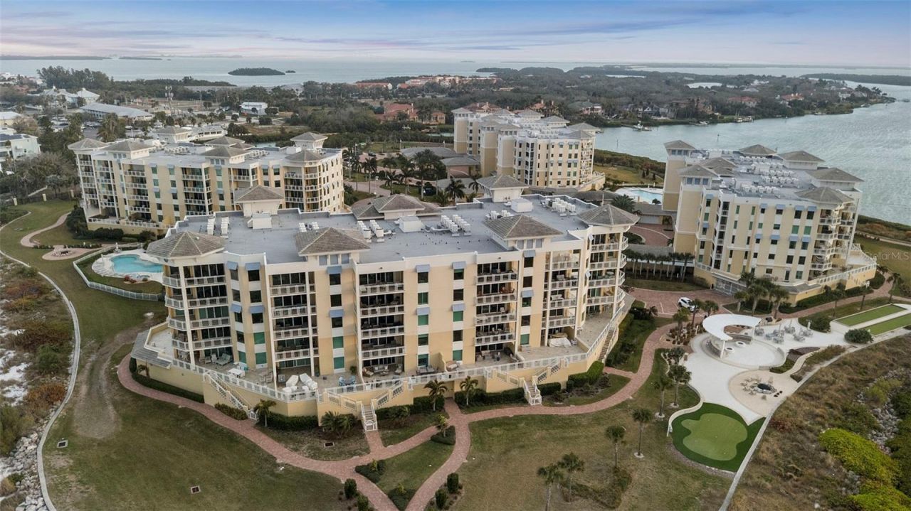 800 Collany Road, Unit 302, Saint Petersburg, FL 33715 Photo