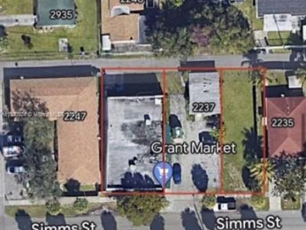 2243 Simms St, Hollywood, FL 33020