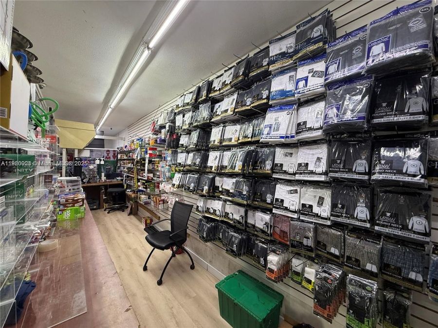 Property Image 11