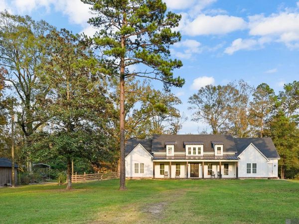 23220 Zeb Chaney Rd, Zachary, LA 70791