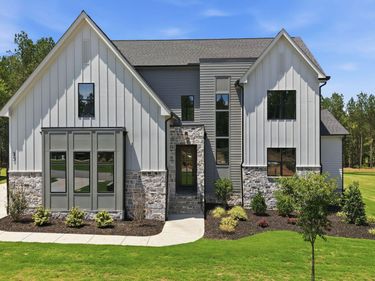 35 Chestnut Oak Drive, Youngsville, NC 27596