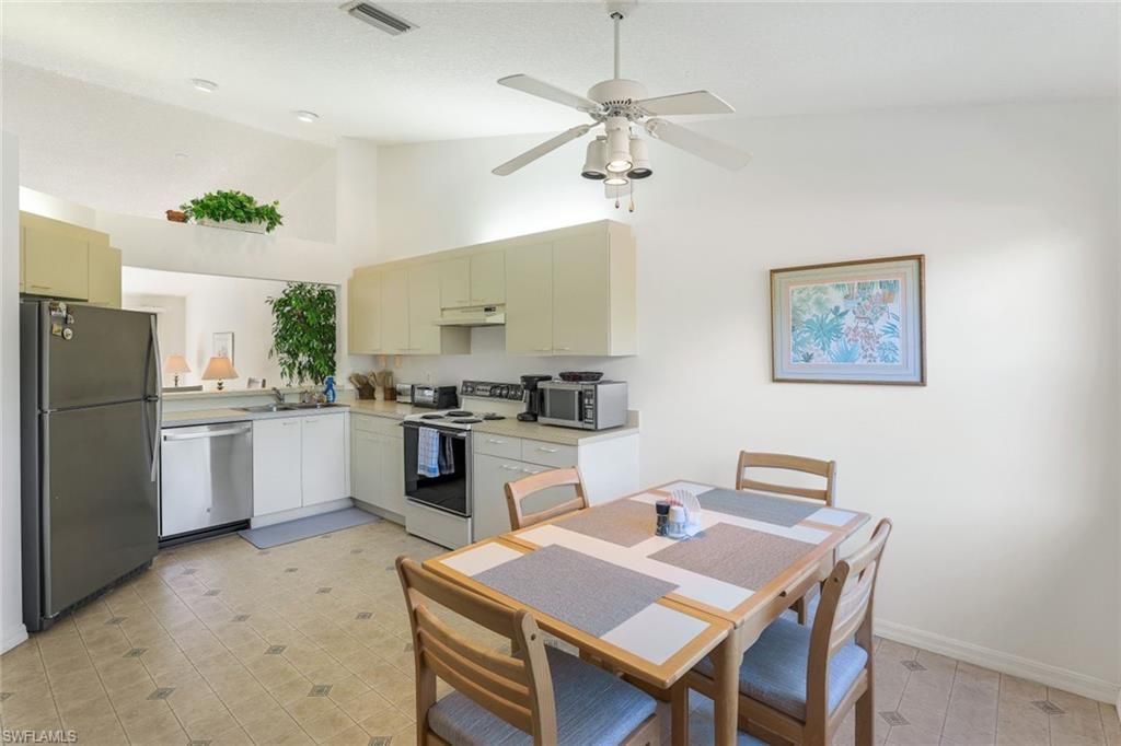 628 Woodshire Ln, Unit G4, Naples, FL 34105 Photo
