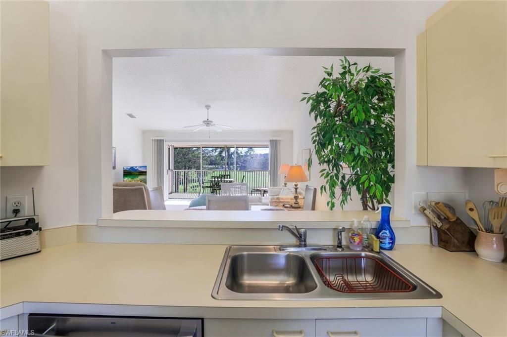 628 Woodshire Ln, Unit G4, Naples, FL 34105 Photo