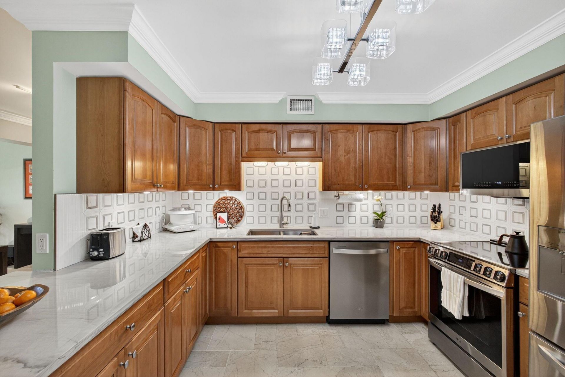 129 S Golfview Road, Unit 7, Lake Worth Beach, FL 33460 Photo