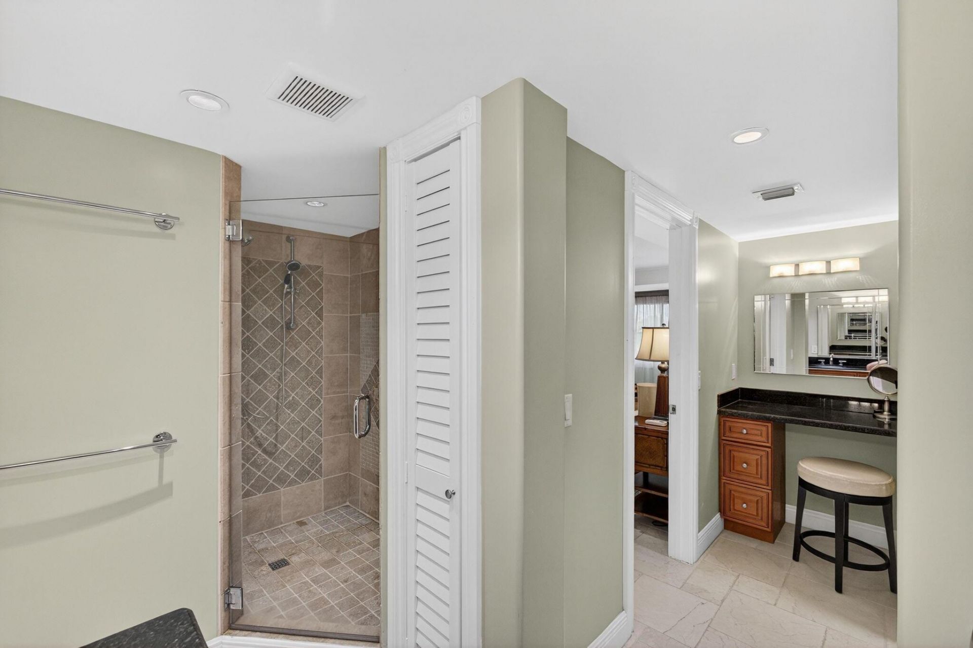 129 S Golfview Road, Unit 7, Lake Worth Beach, FL 33460 Photo