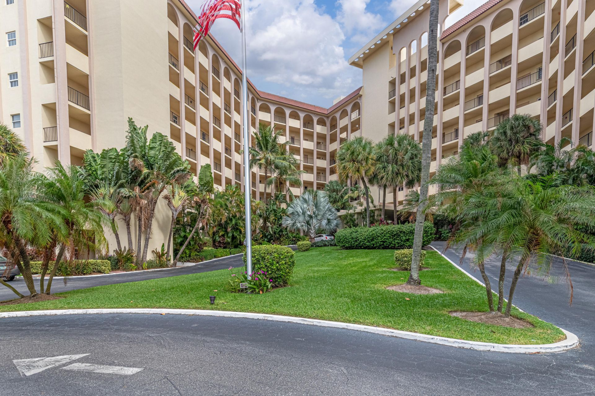 3475 S Ocean Boulevard, Unit 201, Palm Beach, FL 33480 Photo