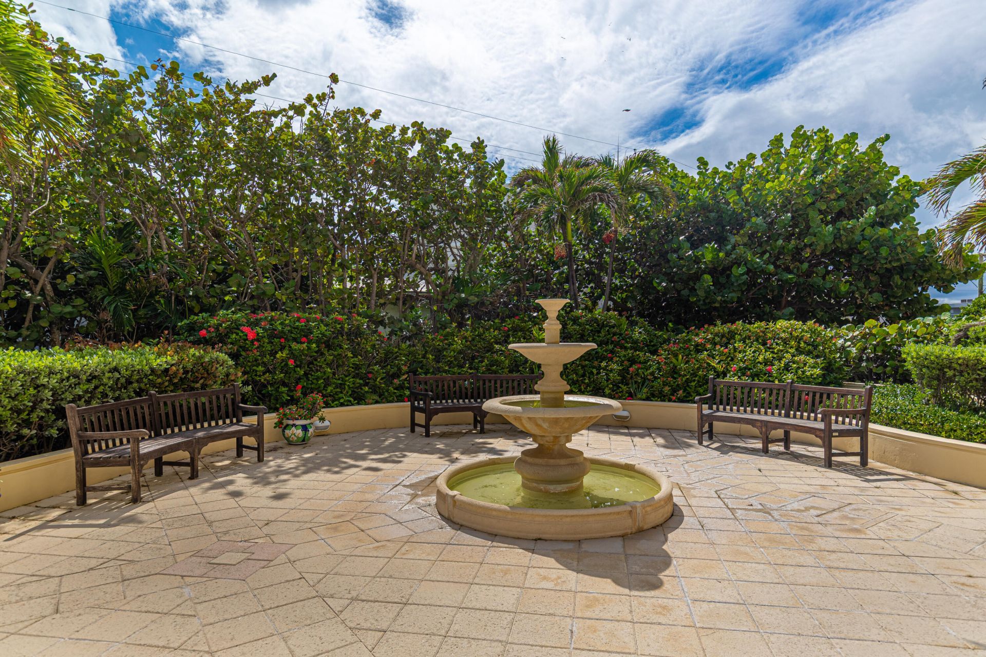 3475 S Ocean Boulevard, Unit 201, Palm Beach, FL 33480 Photo