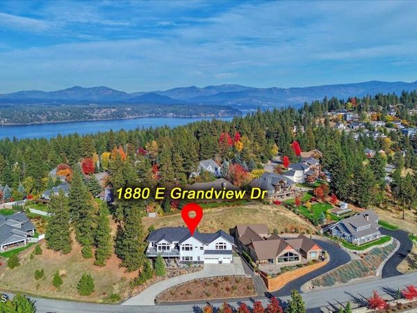 1880 E Grandview Dr, Coeur d'Alene, ID 83815