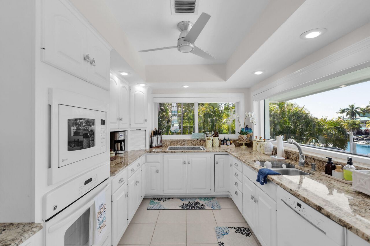 344 E Seaview Drive, Duck, FL 33050 Photo