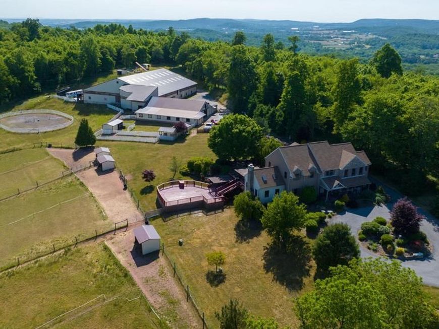 310 Mail Route, Sinking Spring, PA 19608 Main Photo