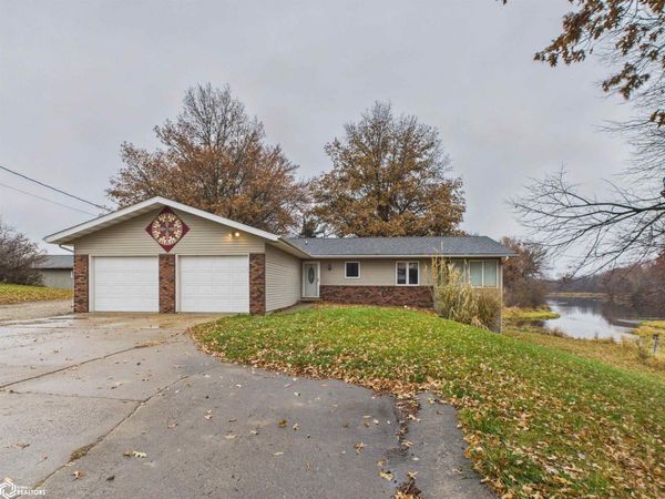 2409 270Th Street, Oskaloosa, IA 52577