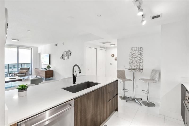 488 NE 18th Street, Unit 3509, Miami, FL 33132 Photo