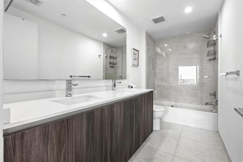 488 NE 18th Street, Unit 3509, Miami, FL 33132 Photo