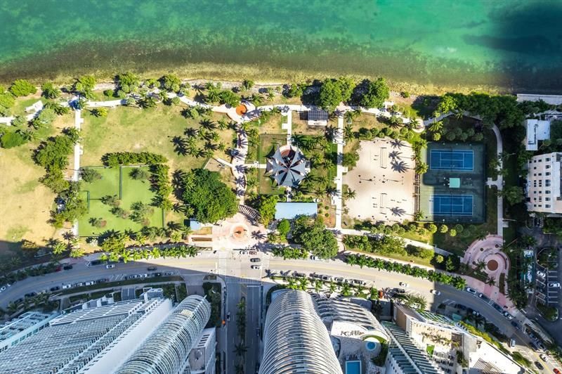 488 NE 18th Street, Unit 3509, Miami, FL 33132 Photo