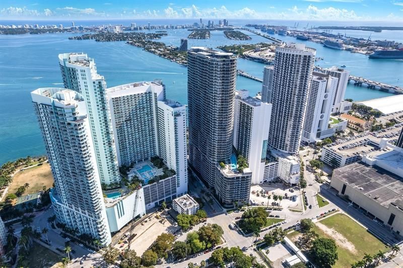 488 NE 18th Street, Unit 3509, Miami, FL 33132 Photo