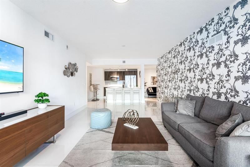 488 NE 18th Street, Unit 3509, Miami, FL 33132 Photo