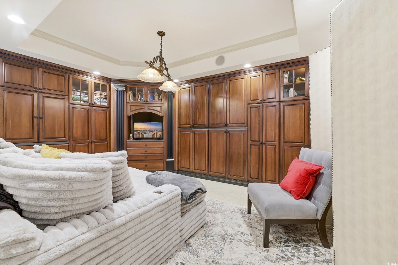 9547 Edgerton Dr. Photo 22