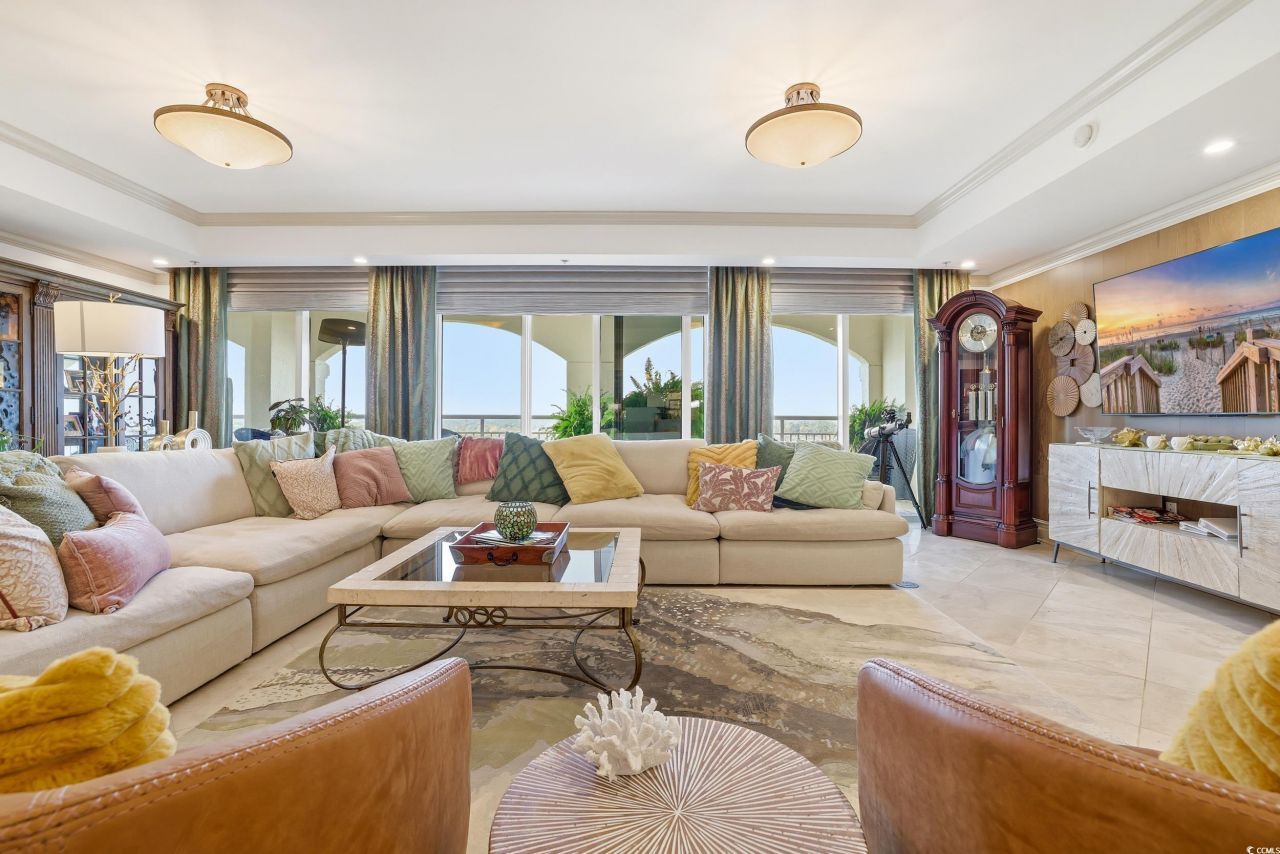 9547 Edgerton Dr. Photo 6