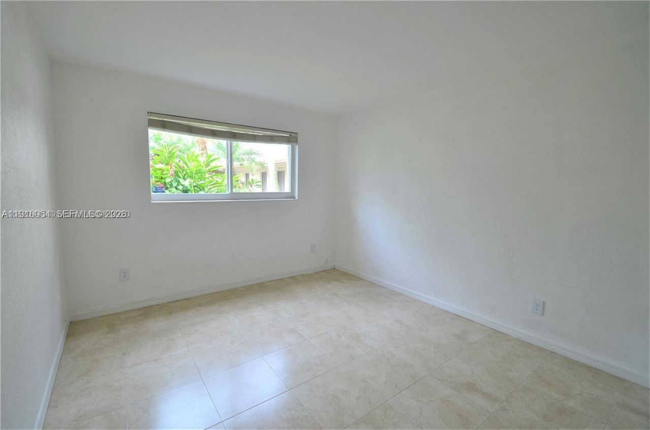 14500 SW 88th Ave, Unit 128, Palmetto Bay, FL 33176 Photo