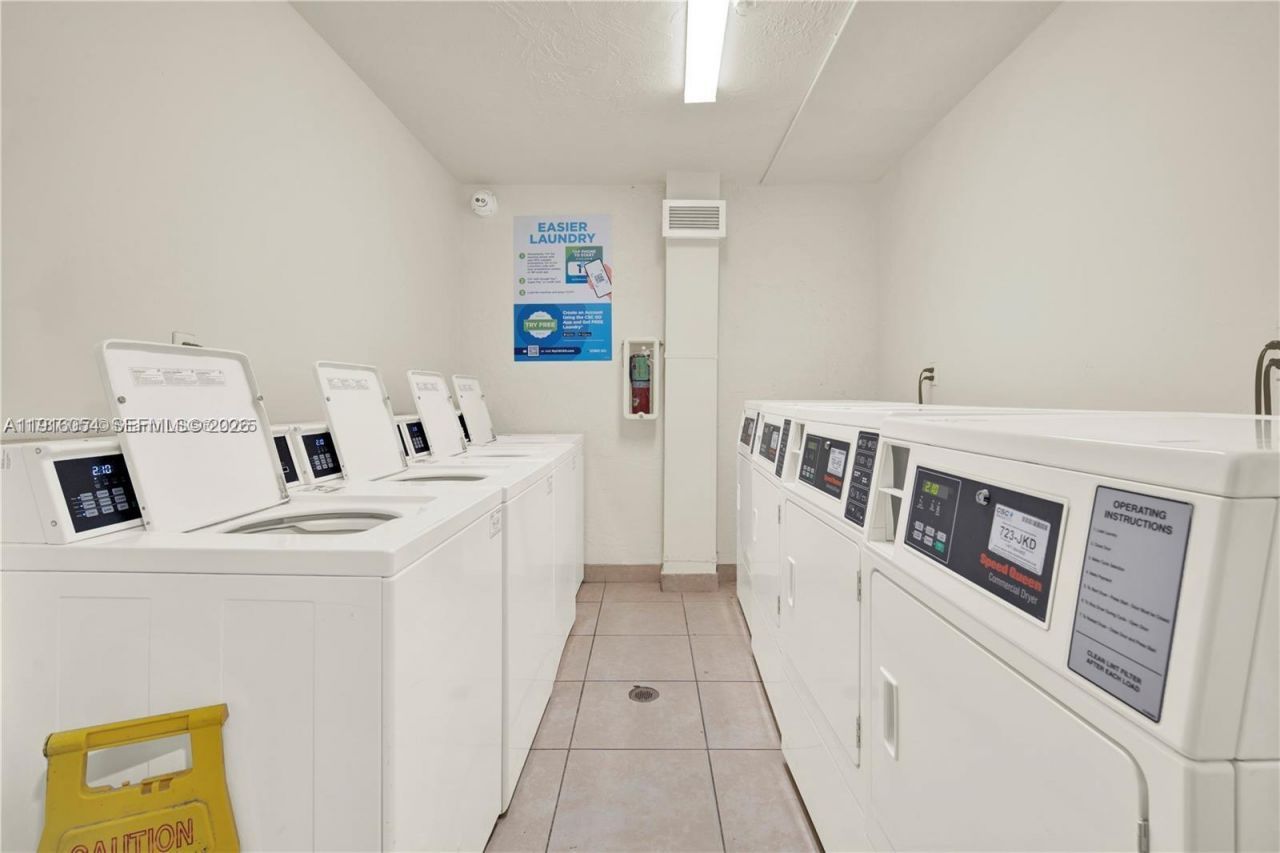 14500 SW 88th Ave, Unit 128, Palmetto Bay, FL 33176 Photo