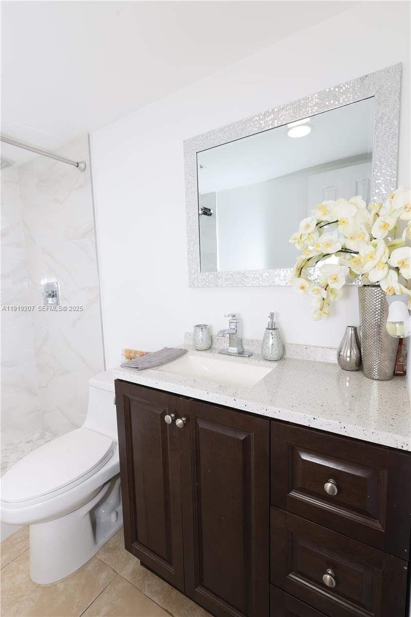 2635 W 67th Pl, Unit 14-12, Hialeah, FL 33016 Photo