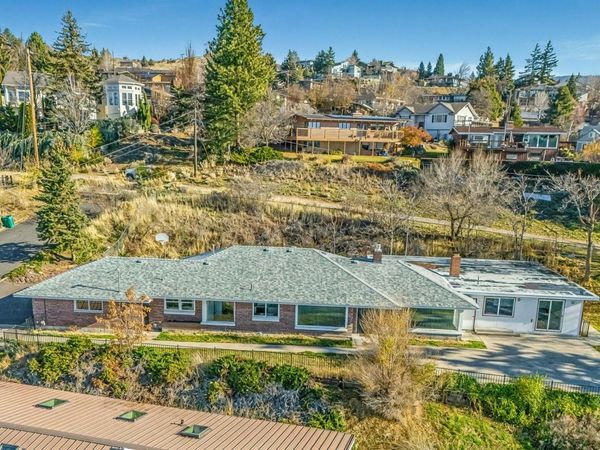 2046 Huron Street, Klamath Falls, OR 97601