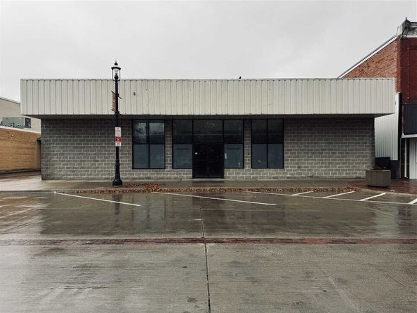 1131 Court Avenue, Marengo, IA 52301