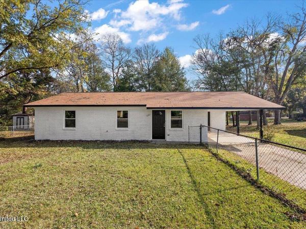 103 Pacific Circle, Crystal Springs, MS 39059