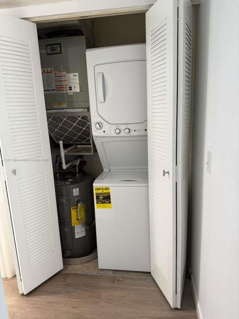 13001 SW 15th Ct, Unit 303T, Pembroke Pines, FL 33027 Photo