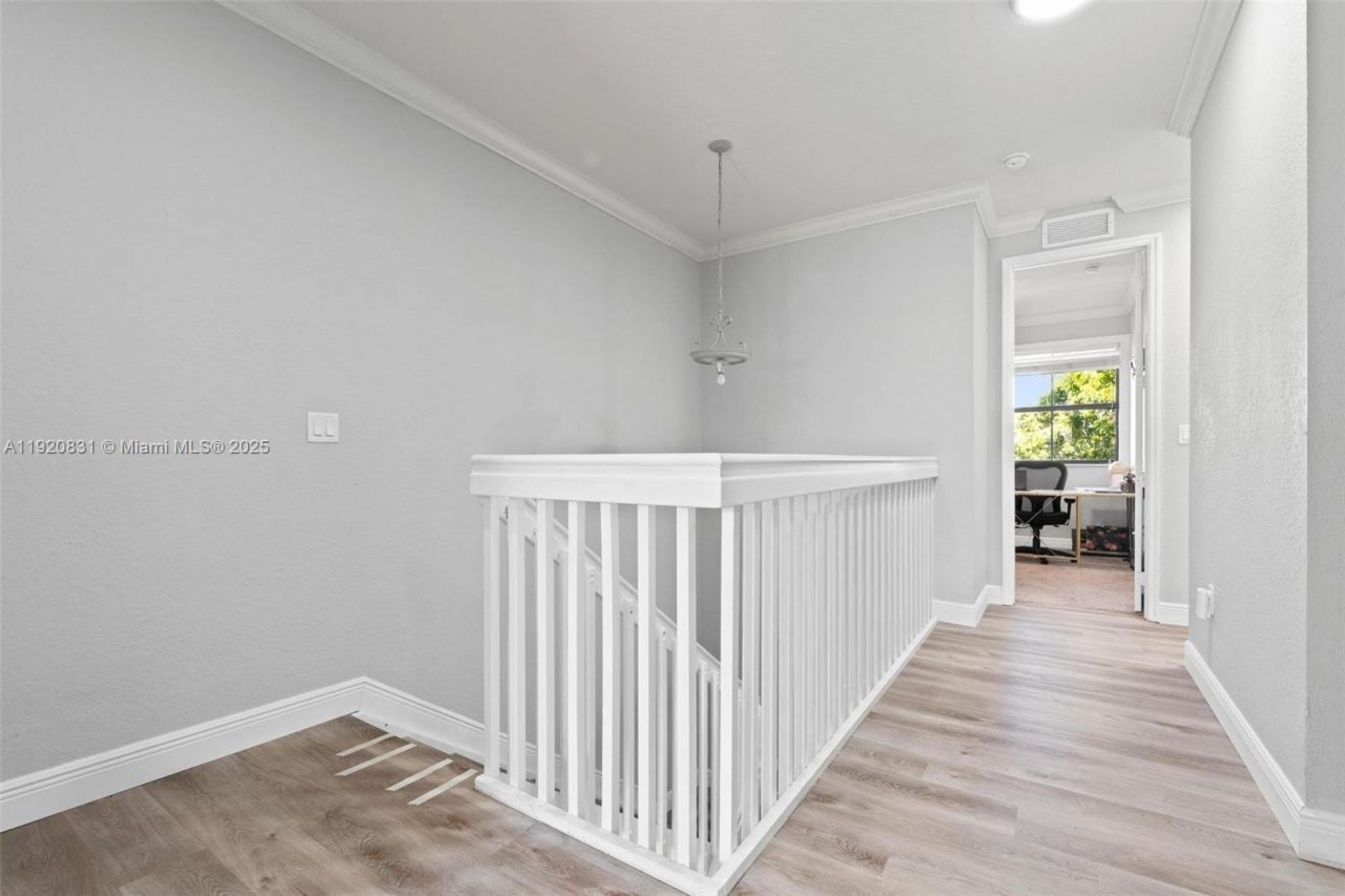 8934 SW 227th Ter, Cutler Bay, FL 33190 Photo