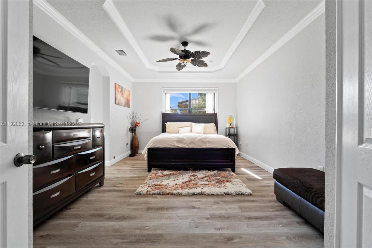 8934 SW 227th Ter, Cutler Bay, FL 33190 Photo