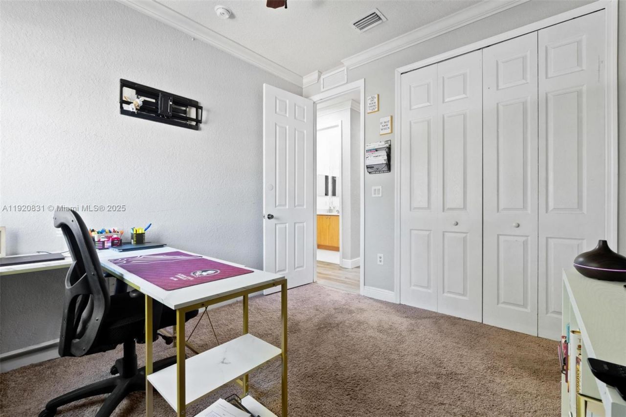 8934 SW 227th Ter, Cutler Bay, FL 33190 Photo