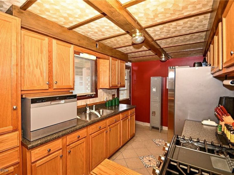 1199 Iona Avenue, Akron, OH 44314 Photo 10