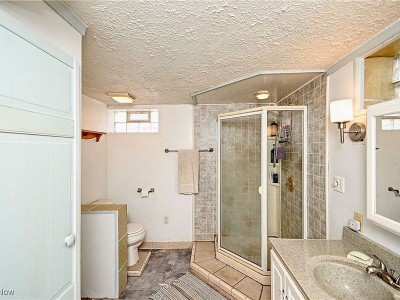 1199 Iona Avenue, Akron, OH 44314 Photo 29