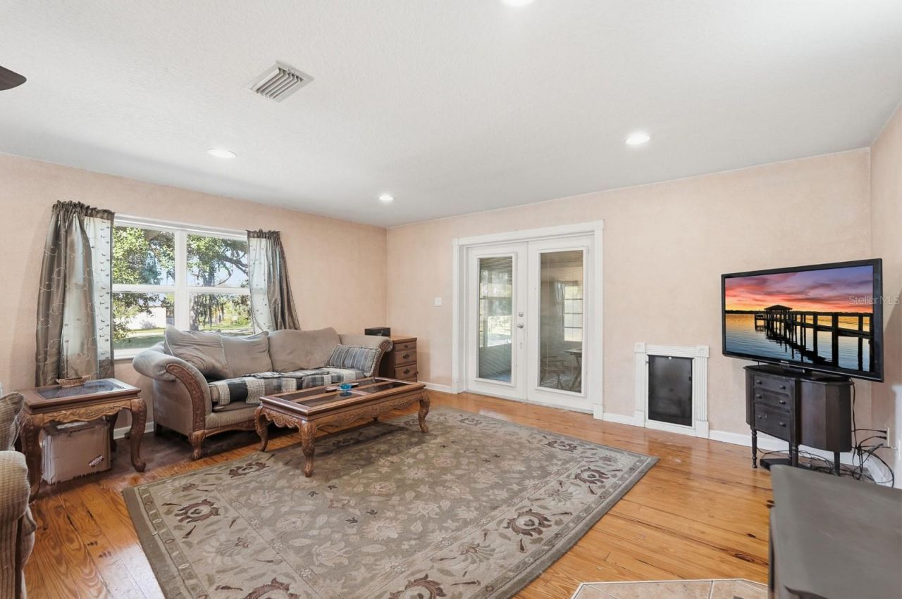 191 Howes Street, Oak Hill, FL 32759 Photo