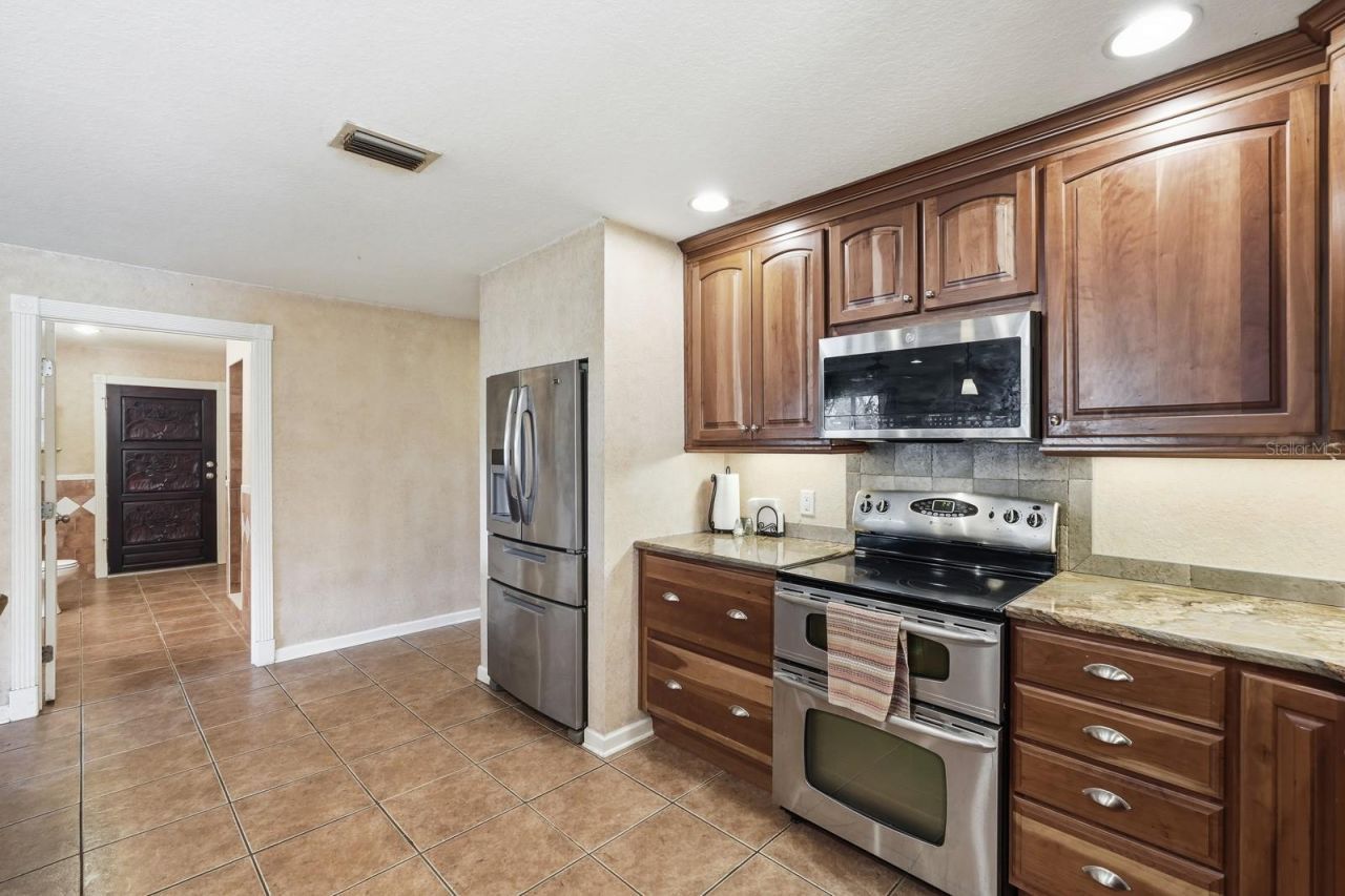 191 Howes Street, Oak Hill, FL 32759 Photo