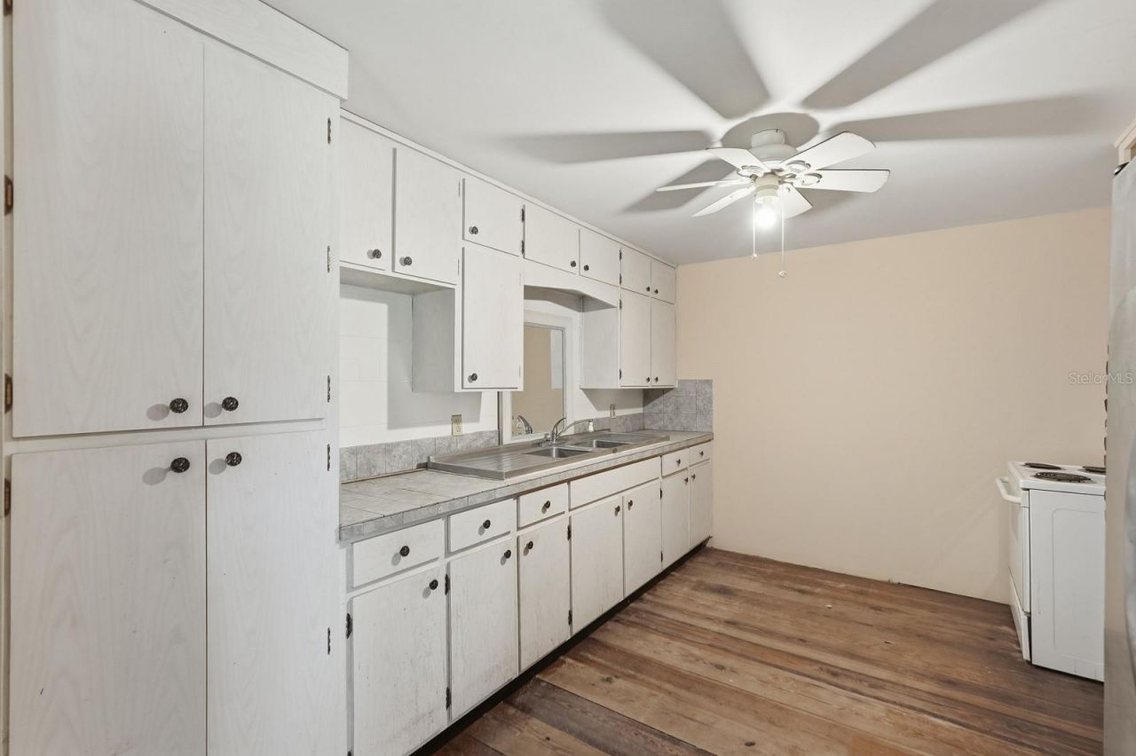 191 Howes Street, Oak Hill, FL 32759 Photo