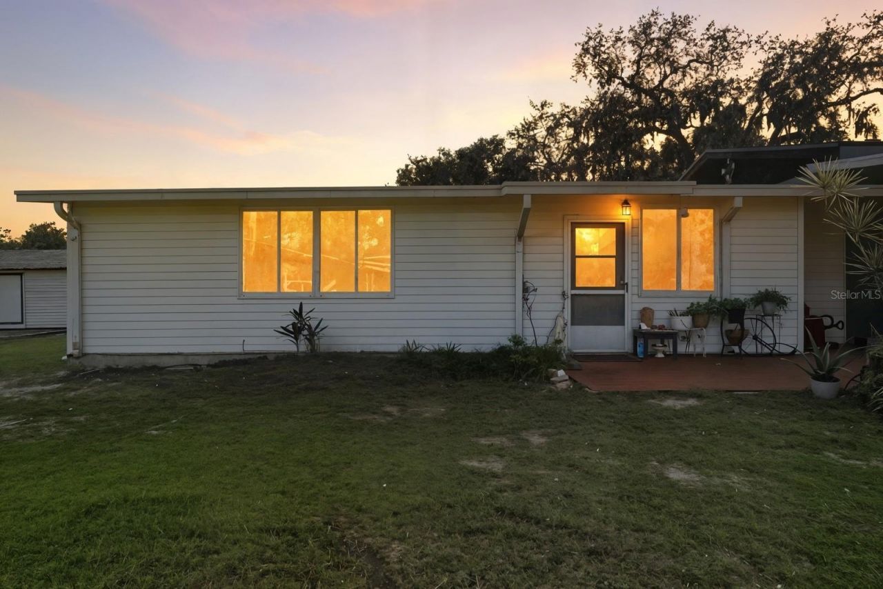 191 Howes Street, Oak Hill, FL 32759 Photo