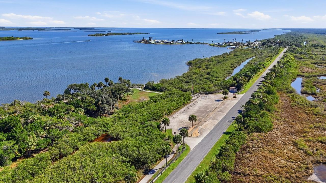 191 Howes Street, Oak Hill, FL 32759 Photo