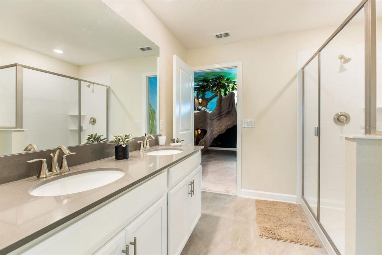 9012 Sommerset Hills Drive, Davenport, FL 33896 Photo