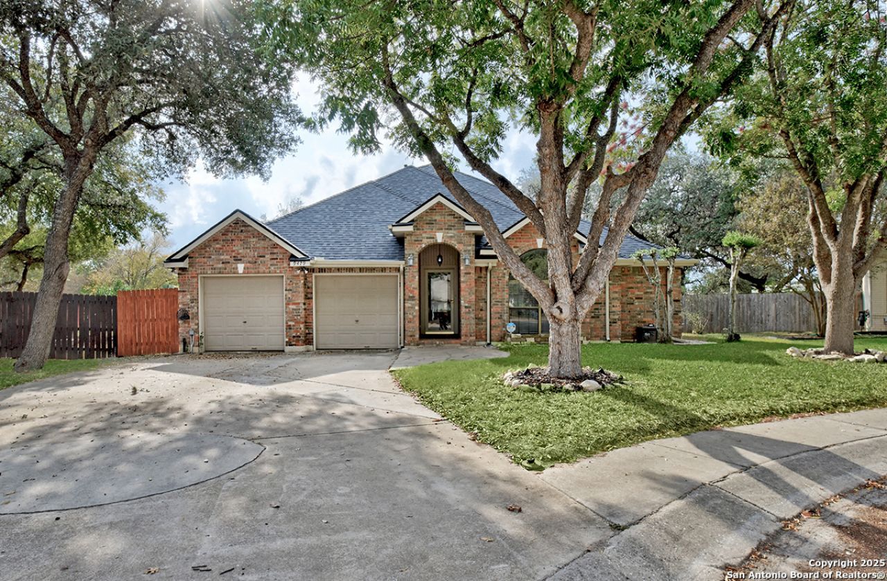 9479 Camino Venado, Helotes, TX 78023 Main Photo