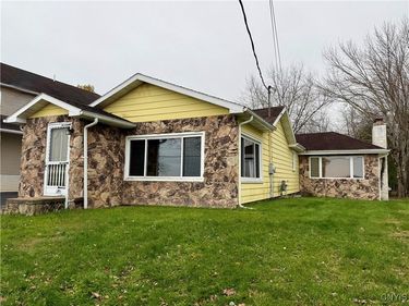 6214 Muskrat Bay Road, Brewerton, NY 13029