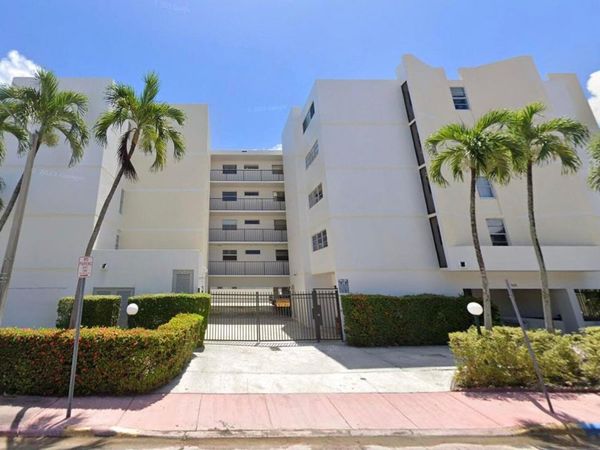 7601 Byron Avenue, Unit 3c, Miami Beach, FL 33141