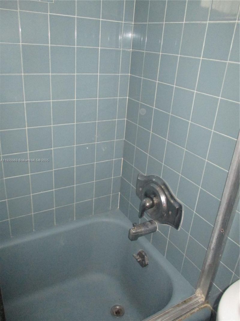 9750 Dominican Dr, Cutler Bay, FL 33189 Photo