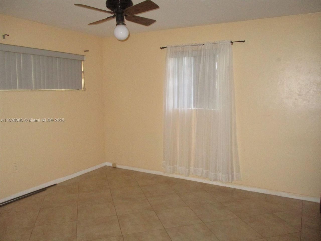 9750 Dominican Dr, Cutler Bay, FL 33189 Photo