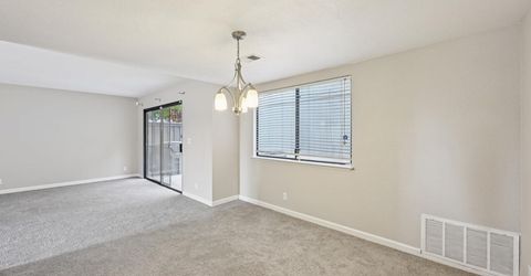 8501 Center Pkwy, Sacramento, CA 95823 Photo